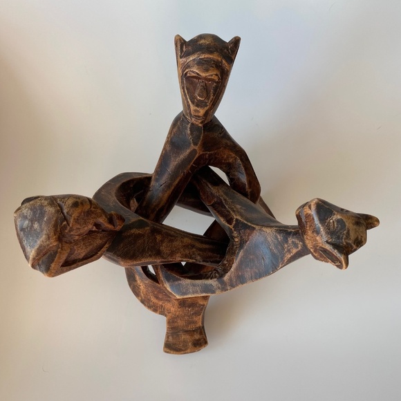 Vintage Wooden Interlocking Sculpture: Unity Trio, African, Hand Carved - Picture 6 of 9